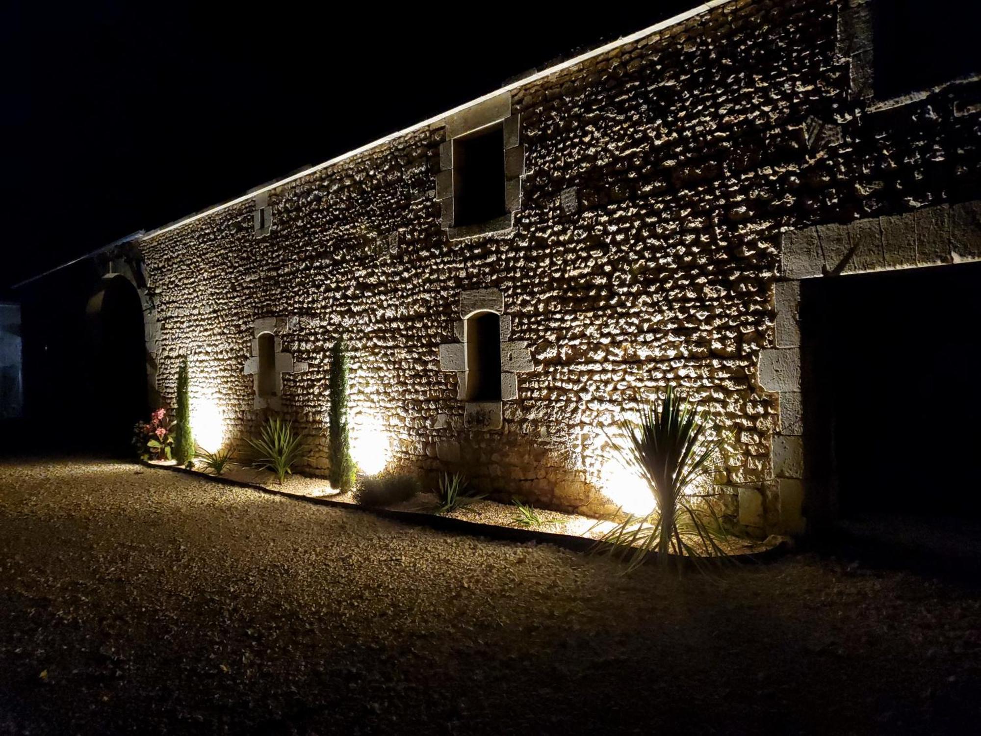 Domaine De La Gemoliere Panzió Gémozac Kültér fotó